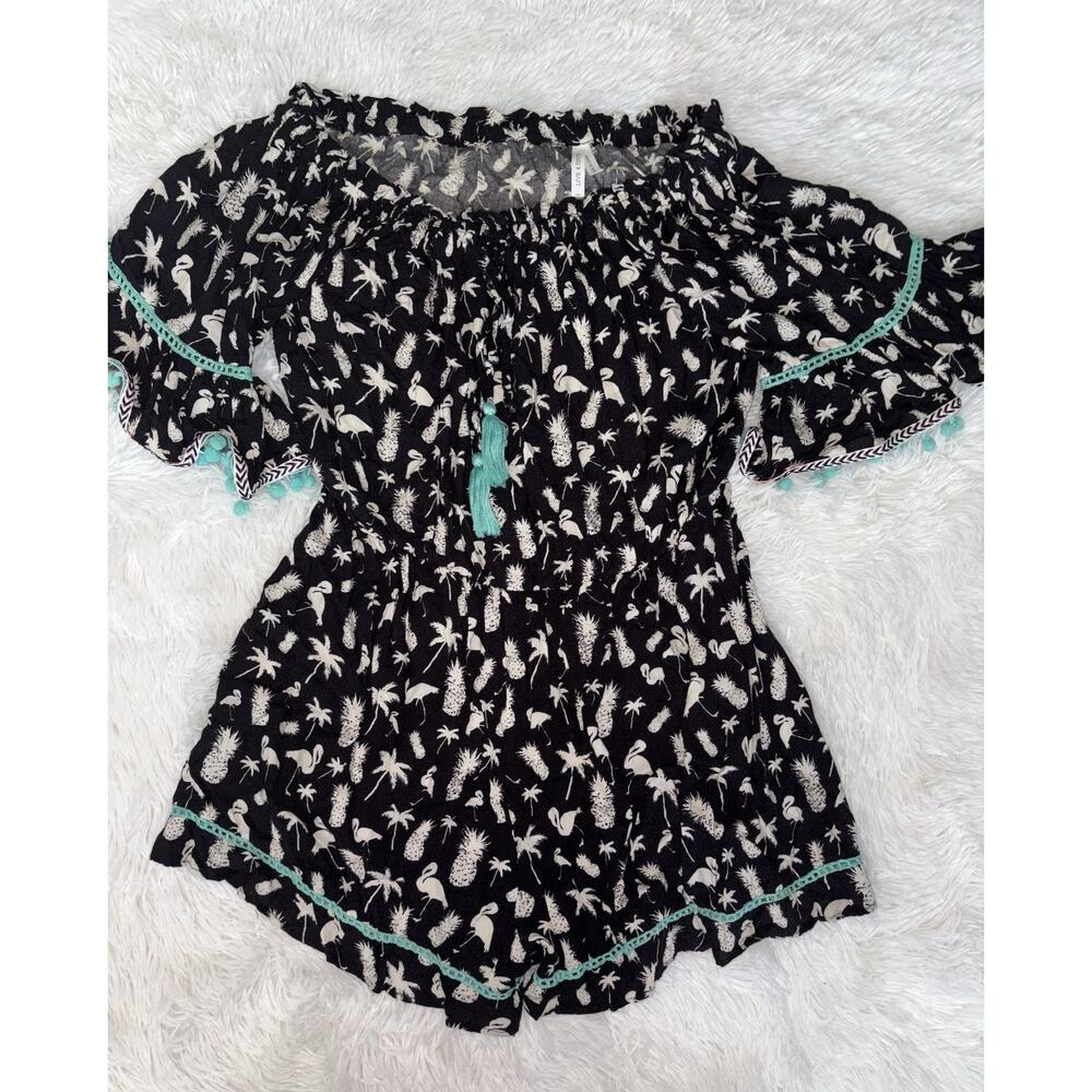 Live 4 Truth Women’s M Black Tropical Design Romper. Soft. Grt. Outfit